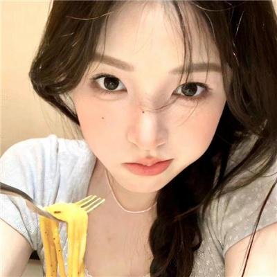 巫毒少女 海报
